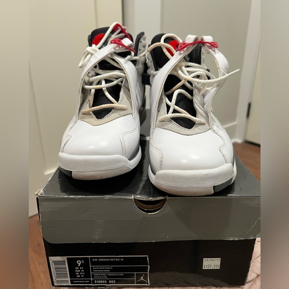 Jordan Retro 8 bugs bunny size 9 - Picture 4 of 5